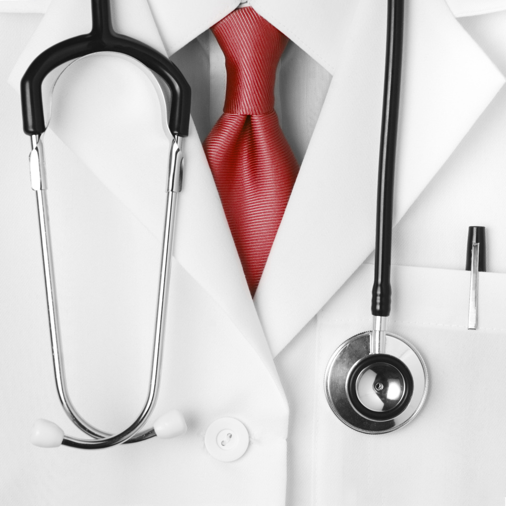 Would a doctor dressing neatly affect your rating?
