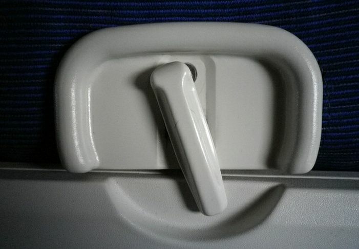 airplane tray table