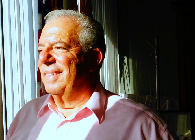 Long Beach Mayor Bob Foster
