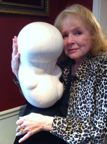 Piper Laurie at home with one of her sculptures.