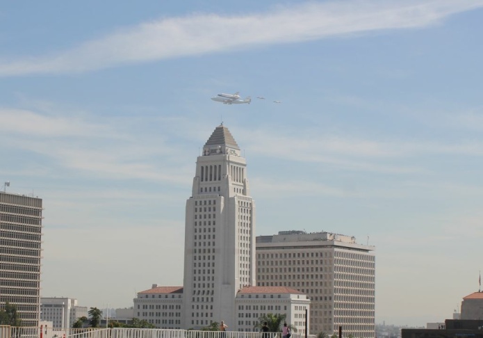 Endeavour over L.A. City Hall