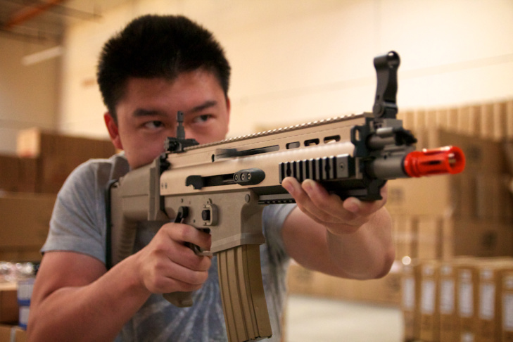AirSoft Gun