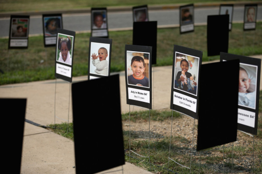 LaHood And Sebelius Unveil New Campaign To Prevent Child Heatstroke In Cars