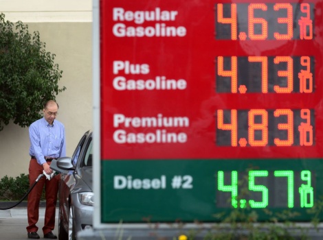 US-CALIFORNIA-GAS-PRICES