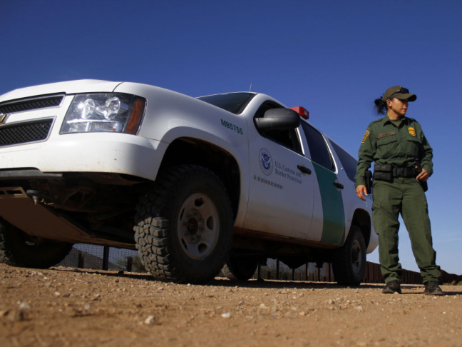A U.S. Border Patrol Agent in September 2011, along the Mexico-Arizona border.
