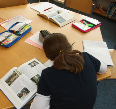 Government Plans Education Summit