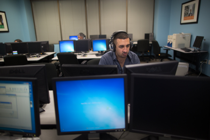 Tariq Abu Khumra Iraq Iraqi Translator