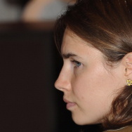 Amanda Knox Awaits Murder Verdict