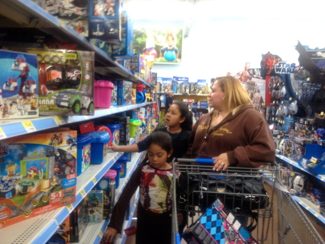Last minute shoppers