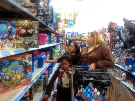 Last minute shoppers