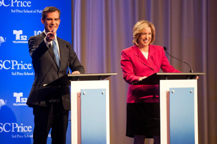 MAYORALDEBATE - 1