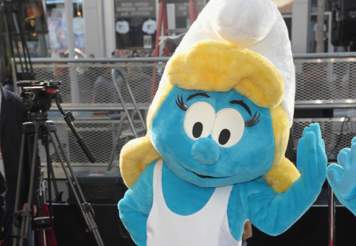 The Smurfs Immortalized With Hand And Footprint Ceremony At Grauman's Chinese Theatre