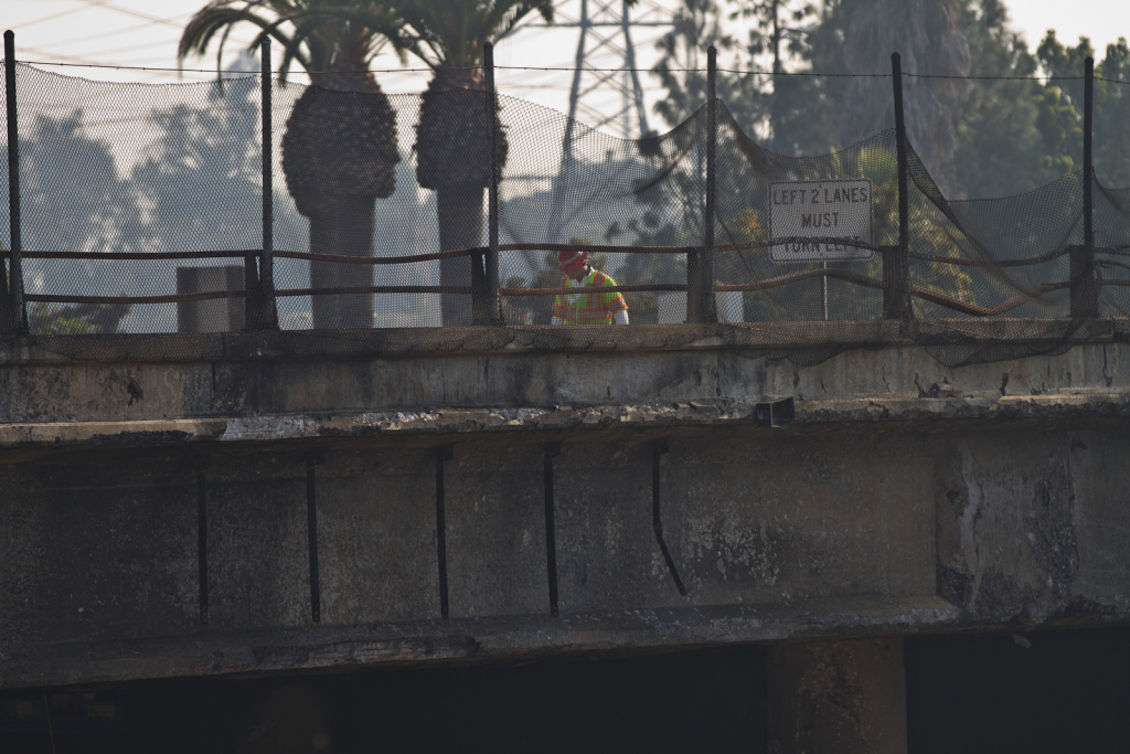 Metrolink Sees Surge Of Commuters In Wake 60 Freeway Shutdown