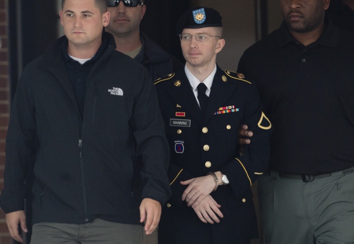 US-MILITARY-COURT-MANNING