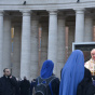VATICAN-POPE-FAITHFUL-MASS-SCREEN