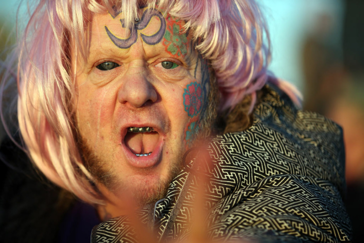 Druids Celebrate Winter Solstice At Stonehenge