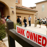 Real Estate Brokers Lead Bus Tour Of Foreclosed Homes In Vegas Area
