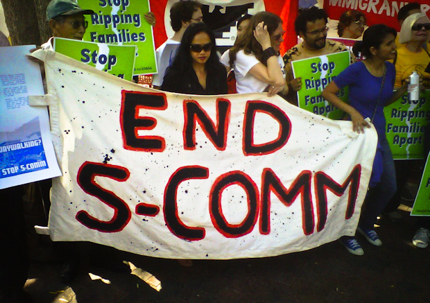 Dozens of immigration activists gathered today at Our Lady Queen of Angels Church in Los Angeles to protest the federal deportation program "Secure Communities." (August 15, 2011)