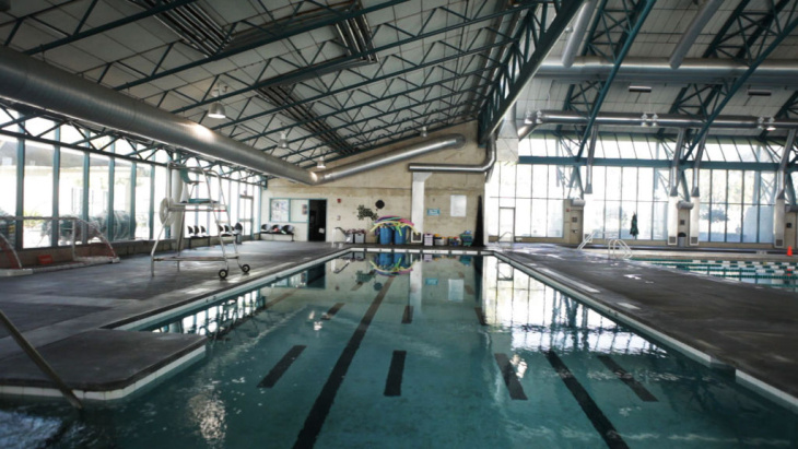 City of Commerce Aquatic Center