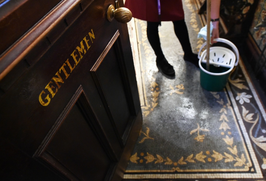Airtalk Audio California Men S Rights Groups Are Taking Ladies A Member Of Staff Cleans The Ornate Men S Toilets In Philharmonic Dining Rooms Liverpool