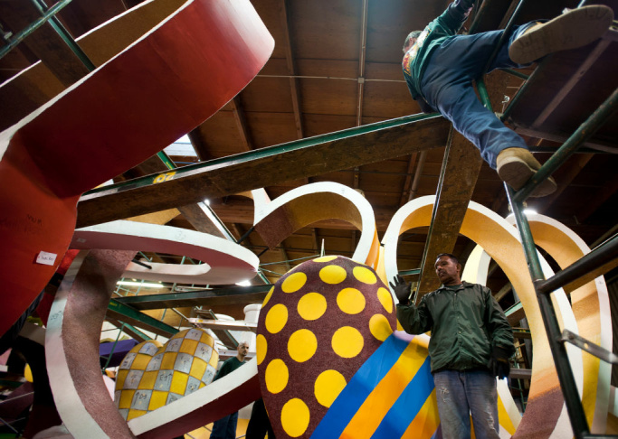 Rose Parade Float Prep - 9