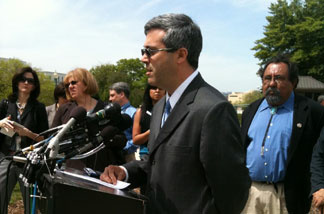 MALDEF President Thomas Saenz