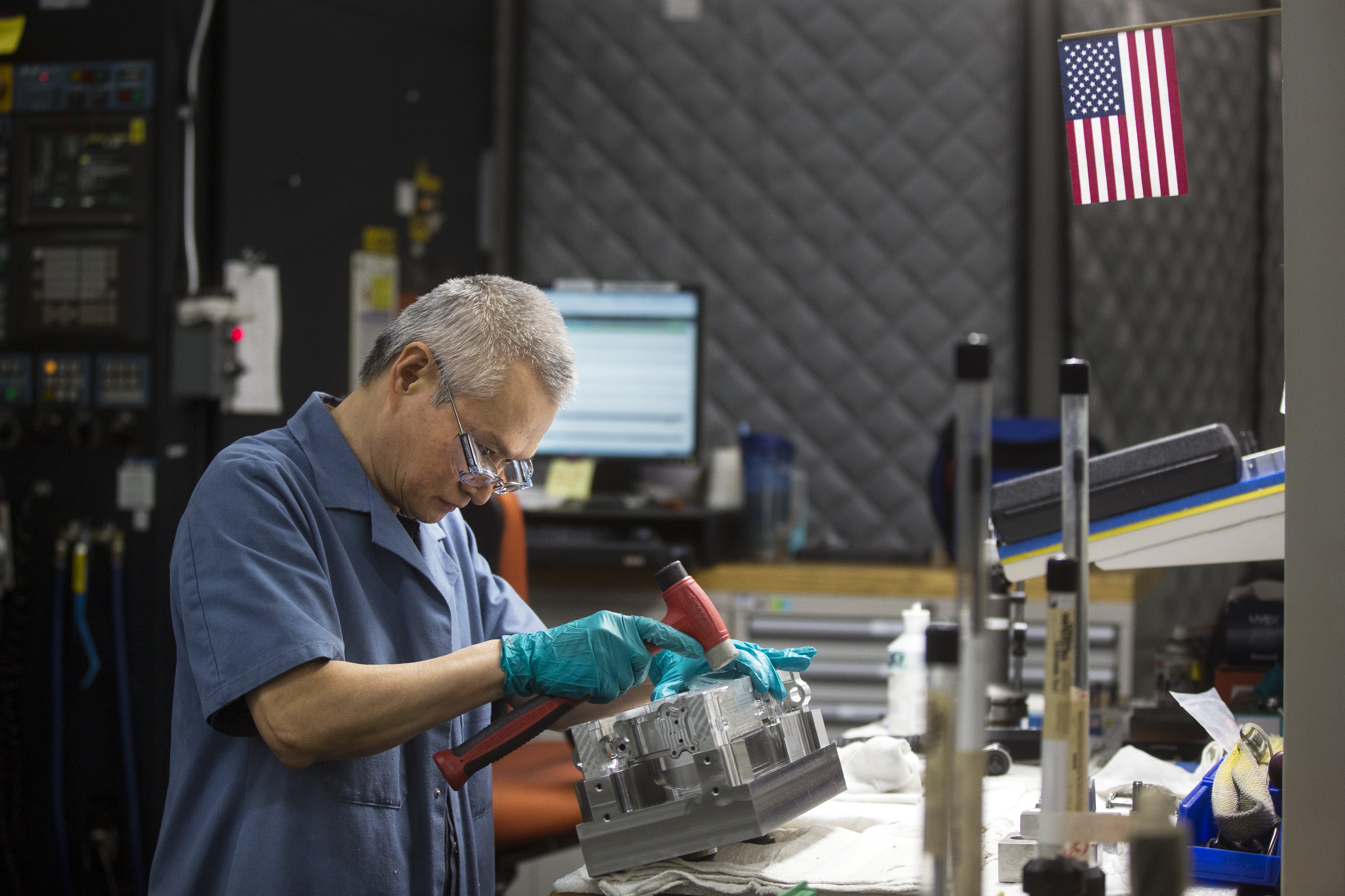How aerospace is making a comeback in Southern California | KPCC - NPR News  for Southern California - 89.3 FM