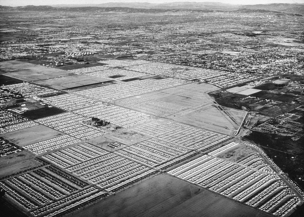 Lakewood aerial An aerial view of Lakewood, Calif. from the mid-1950s.