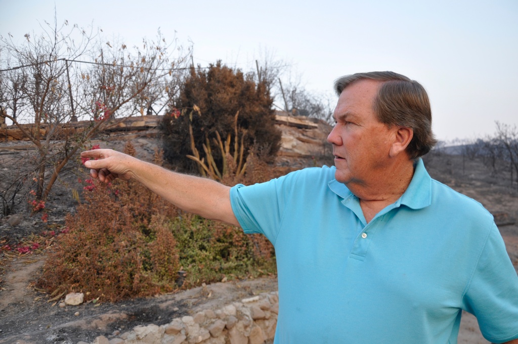Bob Roper, former fire chief with Ventura County Fire Department, at the site of a burned home in the Upper Ojai Valley on December 13, 2017. Bob Roper, former fire chief with Ventura County Fire Department, at the site of a burned home in the Upper Ojai Valley on December 13, 2017.