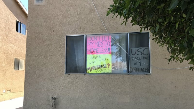 siegler-one_wide-a10fcf7ebf1710ec98e2b74eb0a995b52e8ffe85-s800-c85.jpg Jimmy Mejia and Patty Garrido's South Los Angeles apartment building was sold in late 2017. The new owners are going to redevelop the property, and all the tenants are being evicted.