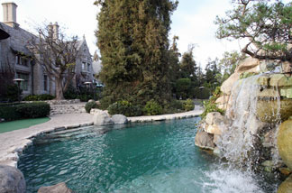 A view of Playboy Magazine publisher Hugh Hefner's property, the Playboy Mansion, as seen on 11 January 2007 in Beverly Hills.
