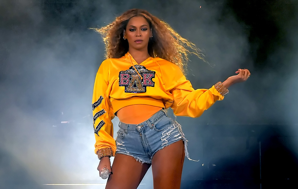 2018 Coachella Valley Music And Arts Festival - Weekend 1 - Day 2 INDIO, CA - APRIL 14: Beyonce Knowles performs onstage during 2018 Coachella Valley Music And Arts Festival Weekend 1 at the Empire Polo Field on April 14, 2018 in Indio, California. (Photo by Kevin Winter/Getty Images for Coachella)