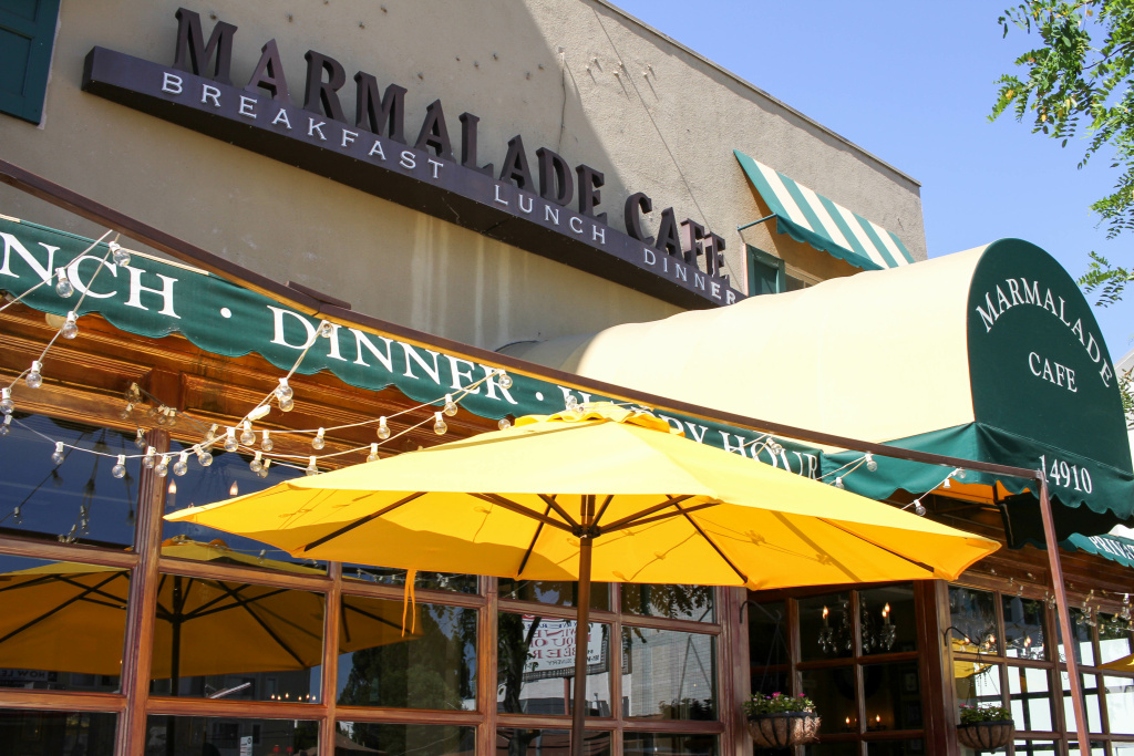 Audio 5 ways dining out may change because of the minimum wage 89.3 KPCC