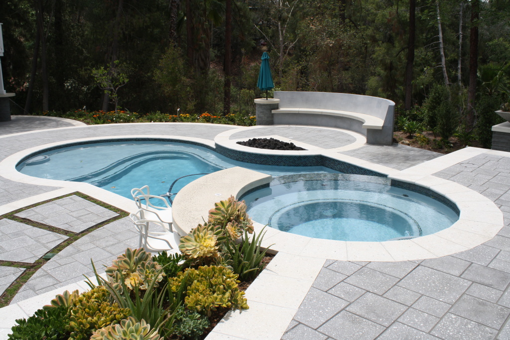 Smaller, shallow, water friendly pools New pools built in Southern California are smaller, shallower, and more water-friendly. Photo: Scott Green, Green Scene Landscape and Pool