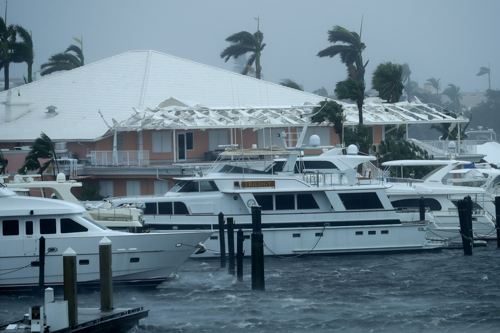 Powerful Hurricane Irma Slams Into Florida