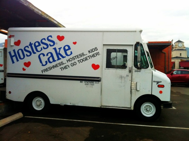 UPDATED No more Twinkies? Hostess Brands is shutting down UPDATED No more Twinkies? Hostess Brands is shutting down