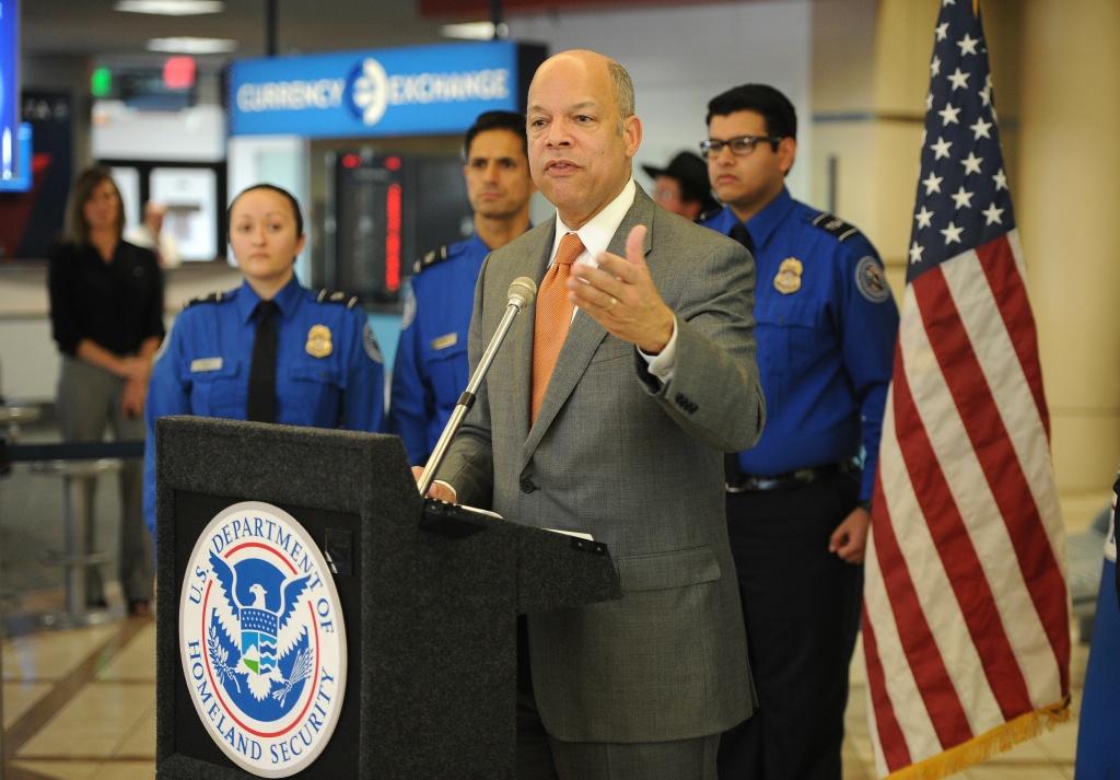 US-AIRLINE-HOMELAND SECURITY-TSA-LAX