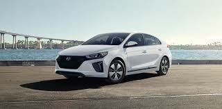 2018 Hyundai Ioniq The 2018 Hyundai Ioniq hybrid gets an EPA fuel economy rating of 58 mpg.