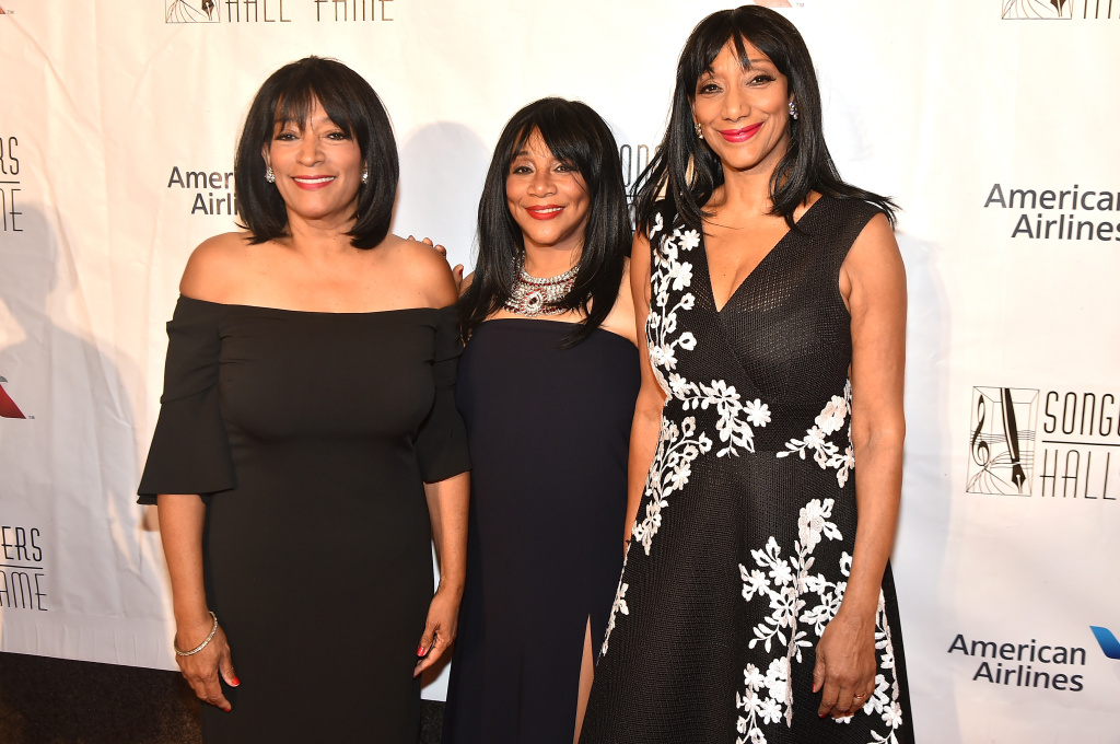 Joni Sledge, member of Sister Sledge, dies at 60 89.3 KPCC