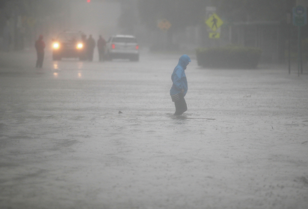 Powerful Hurricane Irma Slams Into Florida