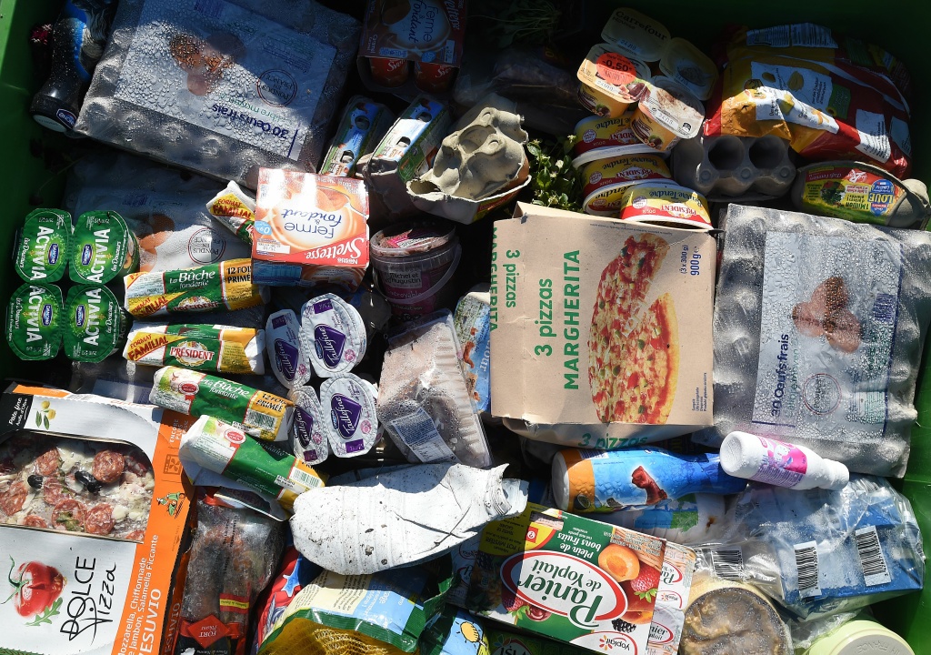 FRANCE-ENVIRONNEMENT-RECYCLING-WASTE A picture taken on November 5, 2015 shows food waste in a plastic container before been crushed and transformed in a cooperative recycling site in Belesta-en-Lauragais.