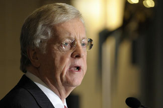 File photo: Then-U.S. Ambassador to Japan Thomas Schieffer delivers a speech at the Foreign Correspondents' Club of Japan in Tokyo on May 20, 2008.