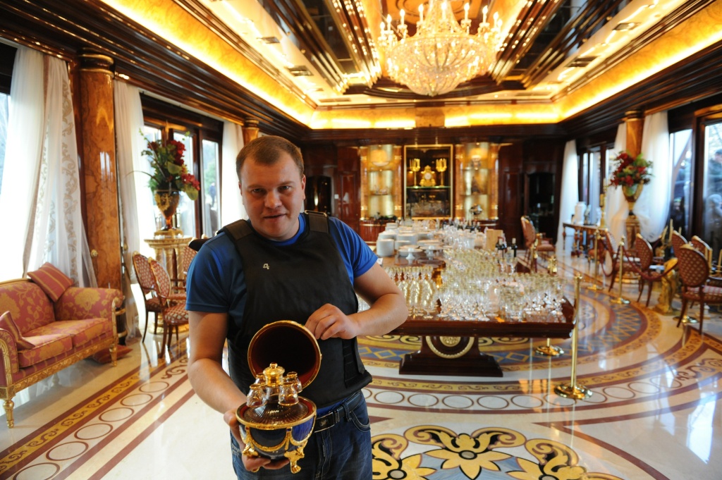 My Ford Benefits >> 25 pictures from the Mezhyhirya: The opulent estate of ... My Ford Benefits >> 25 pictures from the Mezhyhirya: The opulent estate of ...