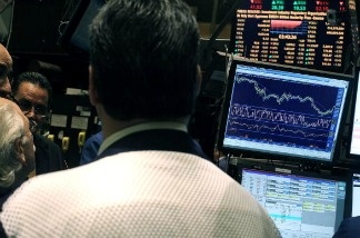Mercer 19184 New York Stock Exchange on May 25, 2010. What will the monitors show if the government defaults on its debt?