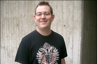Mercer 7395 LA Times reporter and Rock Star: Supernova superfan Charles Ornstein, with rocker-spiked hair and the ridiculously expensive $35 t-shirt.