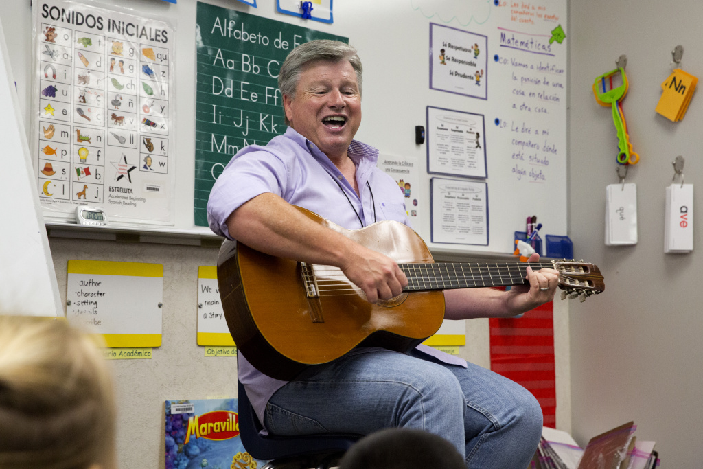 Dual Immersion mariachi - inline Ron Morris' leads his kindergarten class in song.