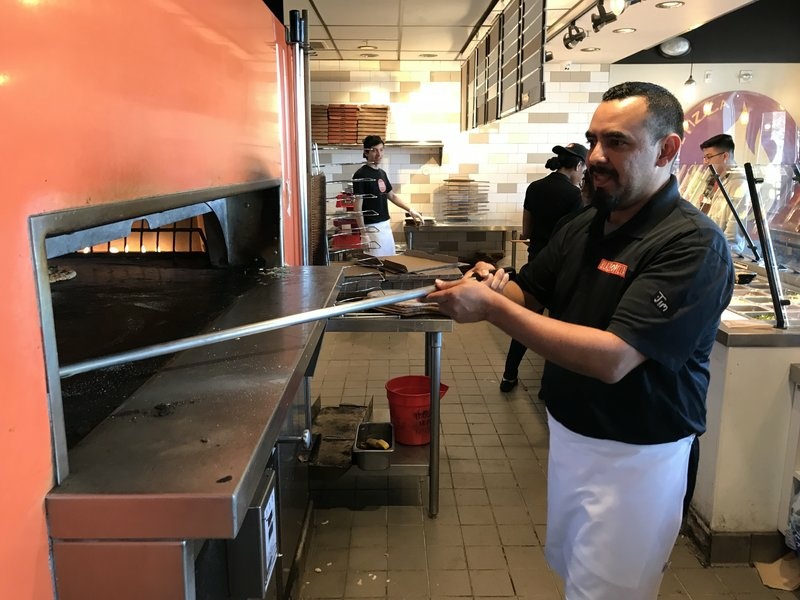 siegler-seven-0cfc750f9ad37973403bc4768acf43f64e40af2d-s800-c85.jpg Jimmy Mejia works 50 hours a week as an assistant manager at Blaze Pizza.