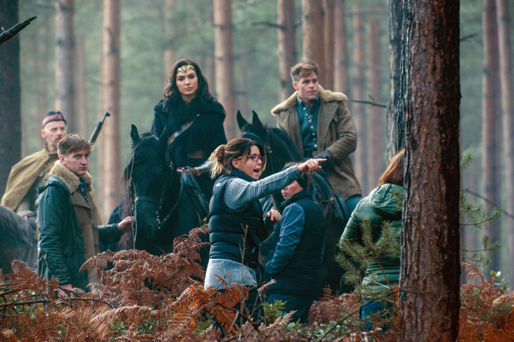 WONDER WOMAN Actors Gal Gadot and Chris Pine with director Patty Jenkins and extras on the set of
