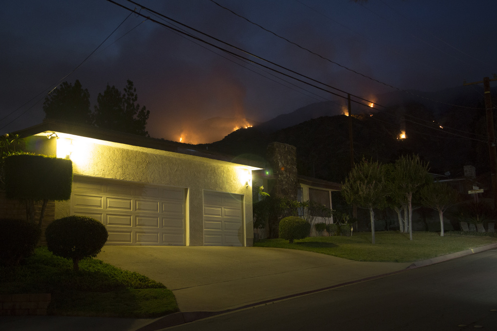 San Gabriel Complex Some residents returning home; winds still a