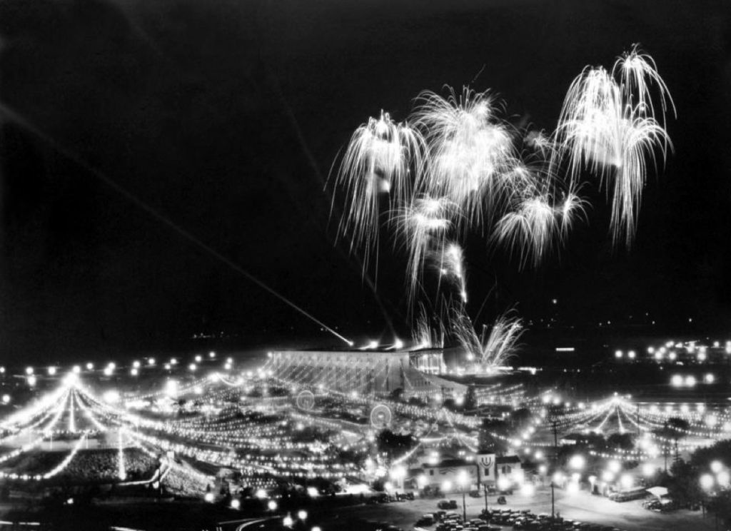 Fireworks over Los Angeles What to expect when you're expecting